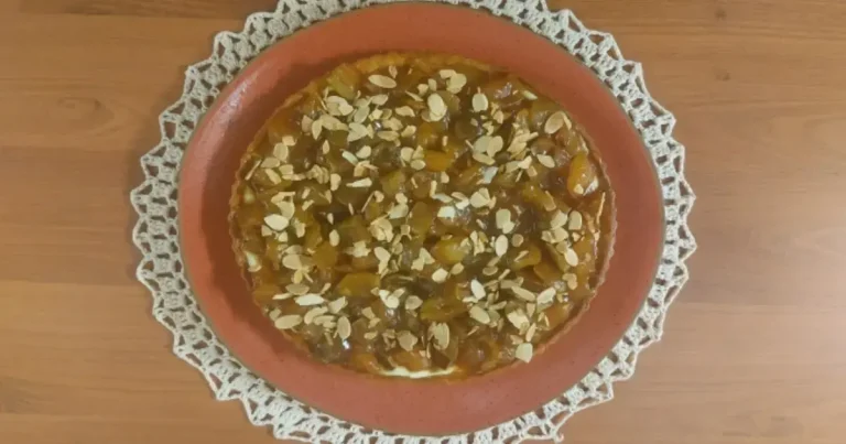 Foto da receita de Torta de maçã com caramelo