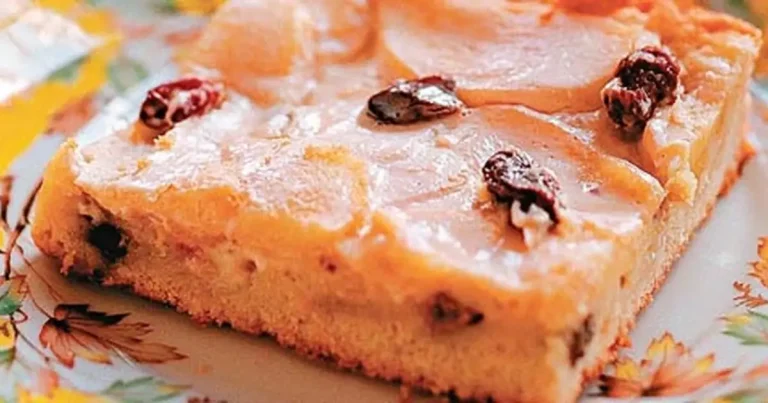 Foto da receita de Torta de maçã e passas