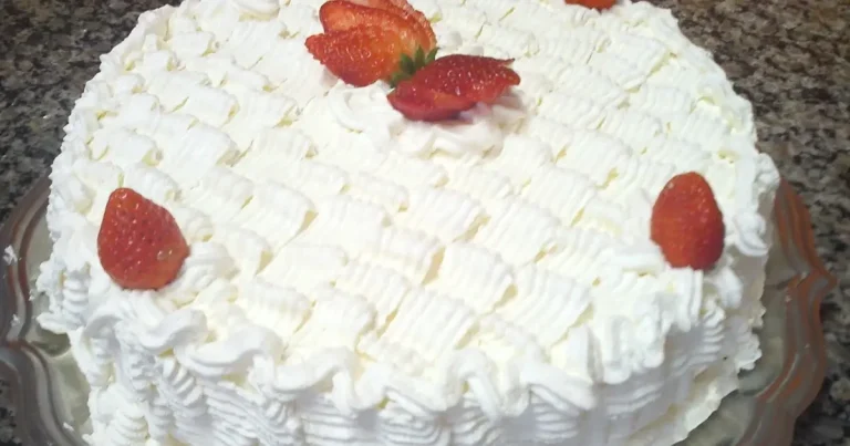 Foto da receita de Torta de Morango Gelada