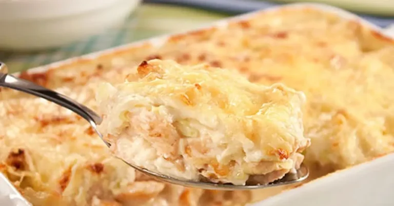 Foto da receita de Torta de Strogonof de Frango