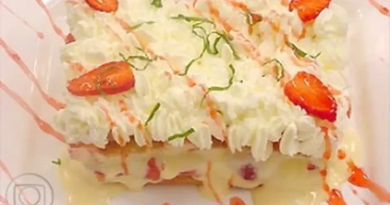 Foto da receita de Torta Gelada de Morango