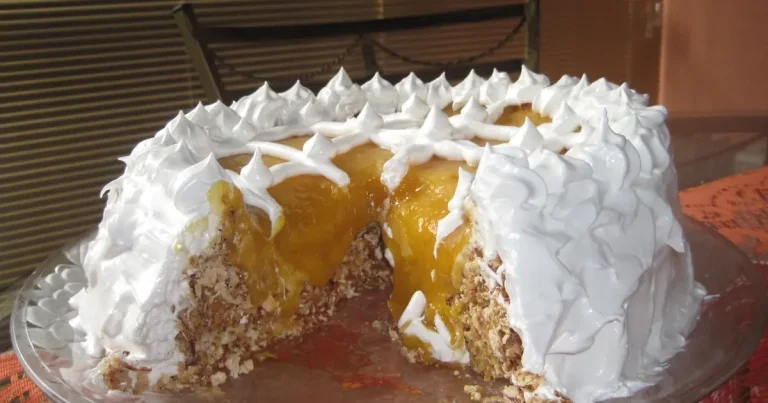 Foto da receita de Torta Macrom de Coco Queimado