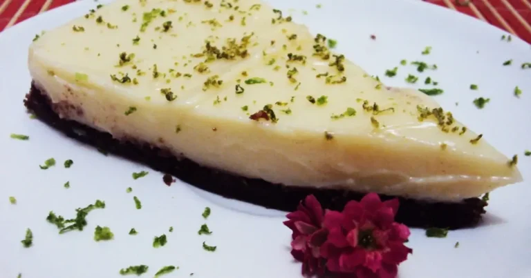 Foto da receita de Torta mousse de limão e chocolate