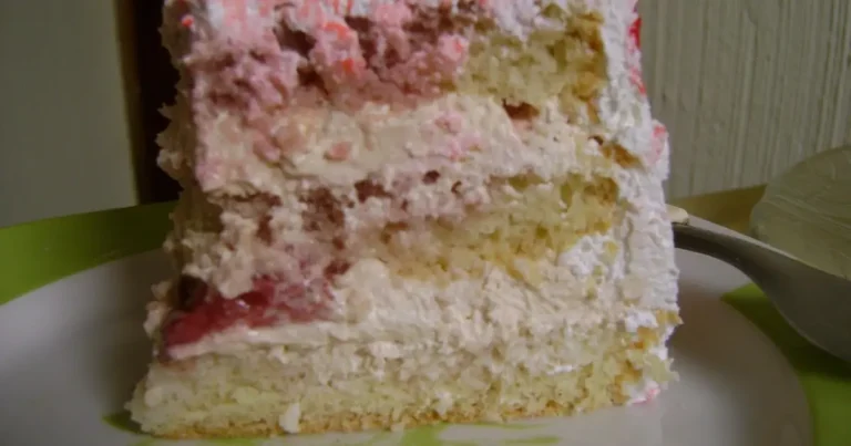 Foto da receita de torta paixão de morangos
