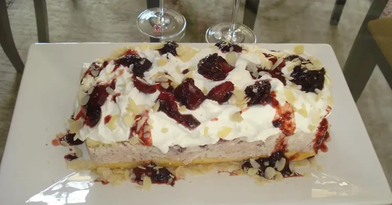 Foto da receita de Torta Siciliana de Frutas Vermelhas