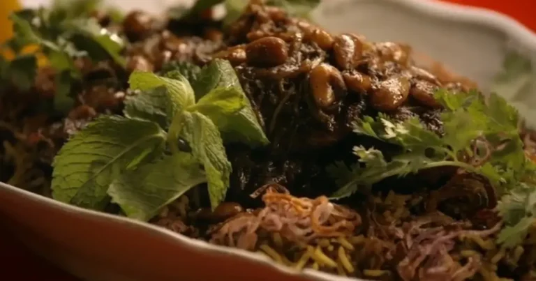 Foto da receita de Arroz com lentilha e cebolas fritas