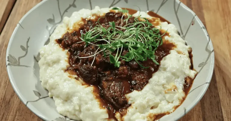 Foto da receita de Bode com pirão de leite e queijo coalho