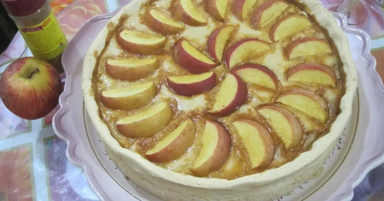 Foto da receita de Torta de Maçã e Leite Condensado
