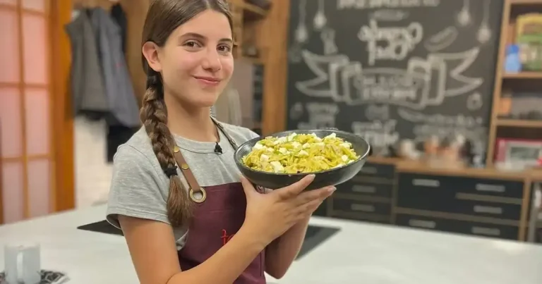 Foto da receita de Macarrão ao molho de abobrinha com peito de peru