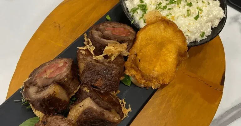 Foto da receita de Maminha recheada de provolone e calabresa com arroz à piamontese