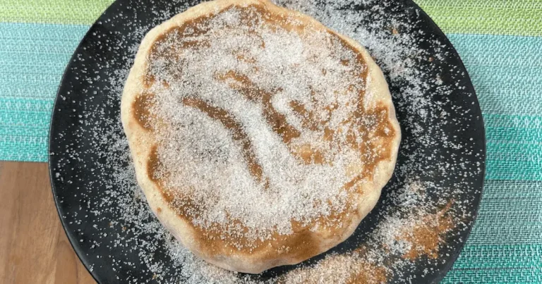Foto da receita de Pão de frigideira recheado