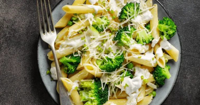 Foto da receita de Penne com legumes gratinado