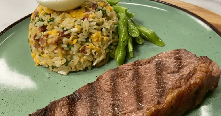 Foto da receita de Picanha e arroz frito com ovo e bacon