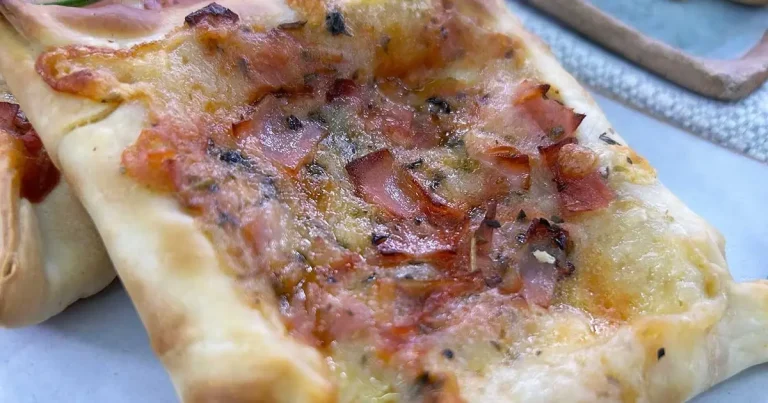 Pizza de massa de pastel na air fryer