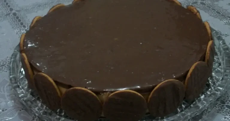 Foto da receita de Torta holandesa mousse de maracujá