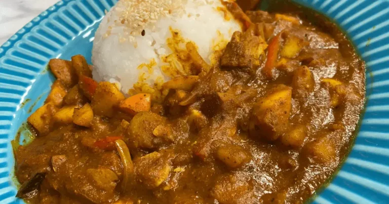 Foto da receita de Arroz ao curry com legumes e frango