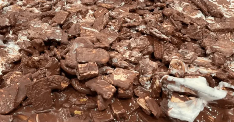 Foto da receita de Barra de chocolate gigante recheada