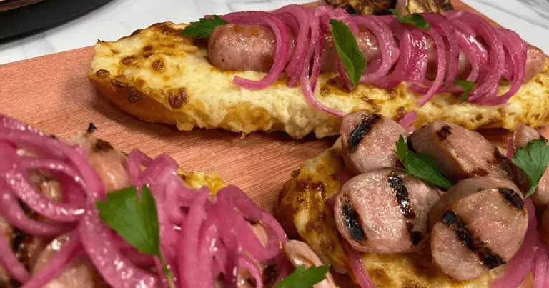 Foto da receita de Choripan no pão de alho