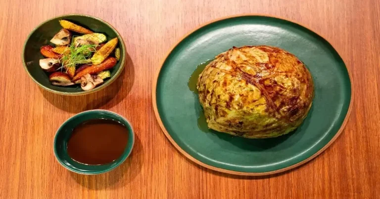 Foto da receita de Chou farci com legumes e molho demi glace