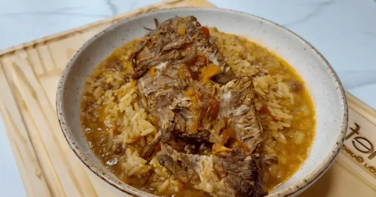 Foto da receita de Cupim ao molho de vinho com arroz caldoso