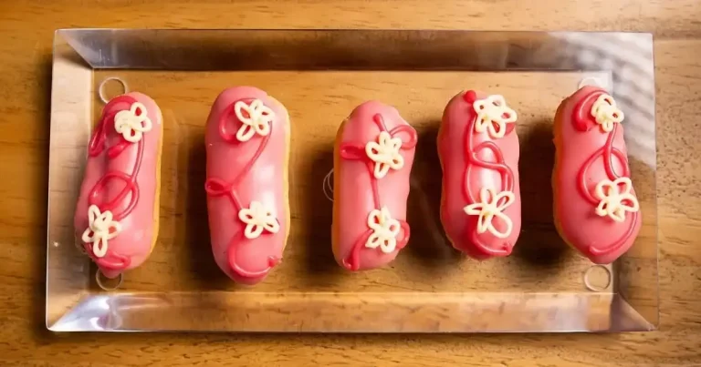 Foto da receita de Éclair de jasmin com framboesa