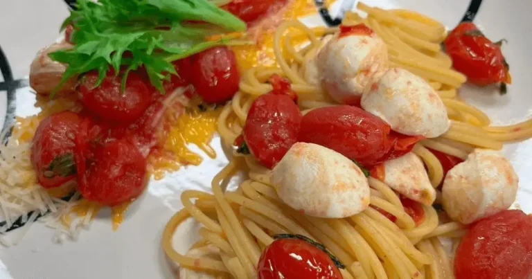Foto da receita de Espaguete ao molho caprese