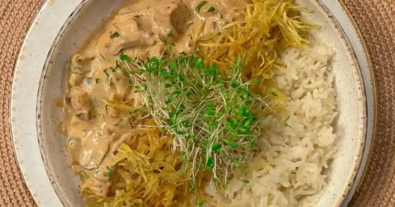 Foto da receita de Estrogonofe suíno
