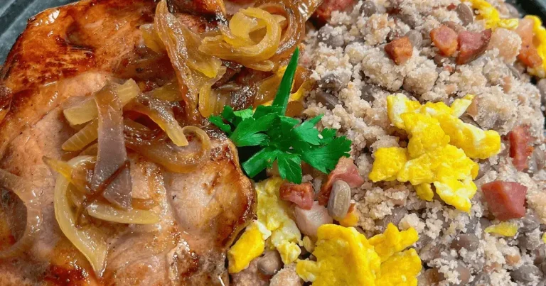 Foto da receita de Feijão-tropeiro com bife de copa-lombo