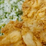 Filé de frango crocante e arroz com abobrinha