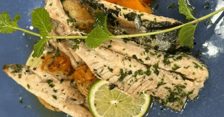 Foto da receita de Filé de sardinha com pimentões e batata
