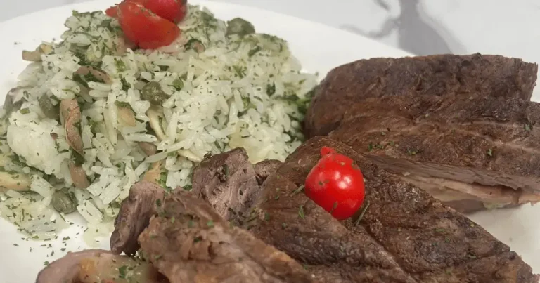 Foto da receita de Filé-mignon recheado e arroz provençal