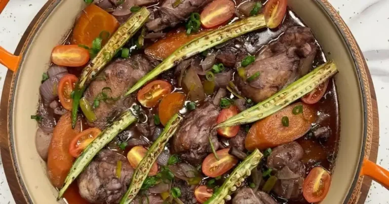Foto da receita de Frango ao vinho tinto