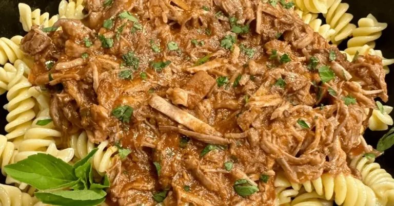 Foto da receita de Fusilli com ragu de pernil