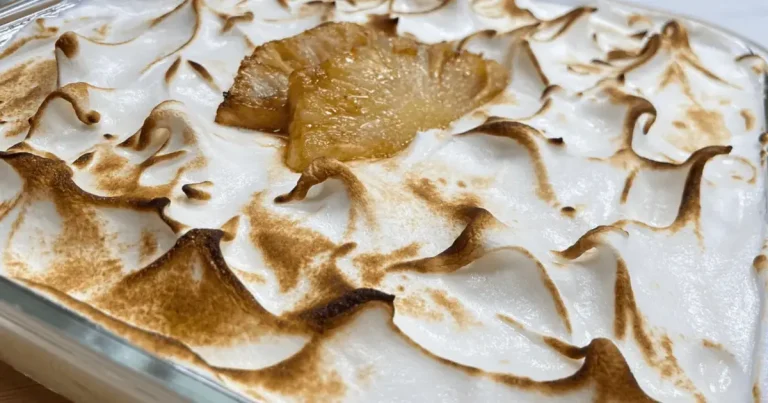 Foto da receita de Gelado de abacaxi na travessa