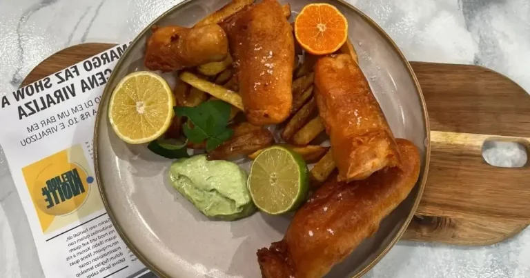 Foto da receita de Iscas de peixe com chips de batata-doce