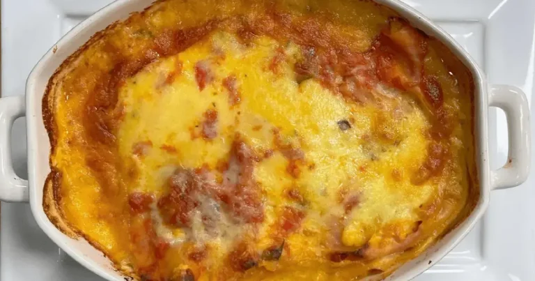 Foto da receita de Lasanha de três queijos ao molho rústico de tomate
