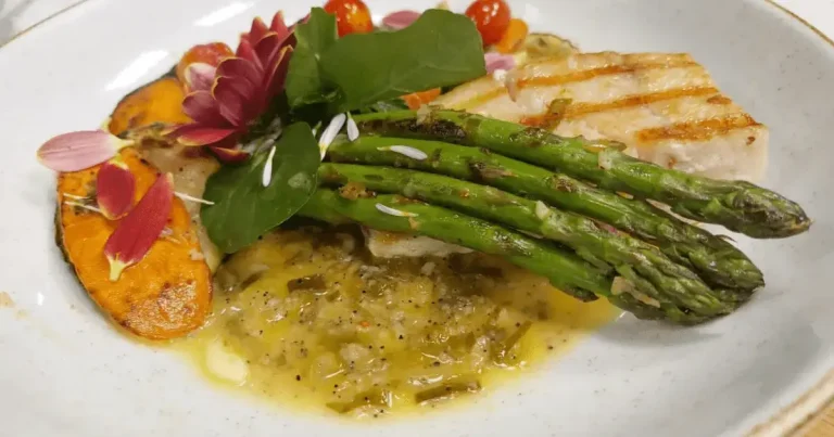 Foto da receita de Legumes grelhados ao molho de alho e manteiga