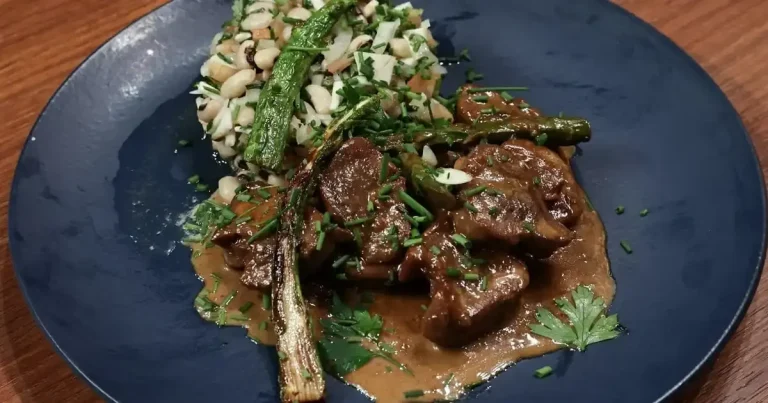Foto da receita de Língua de boi no molho de cachaça