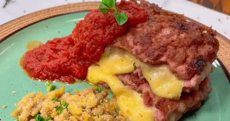 Foto da receita de Manta de linguiça com farofa de ovo