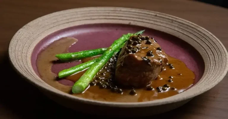 Foto da receita de Medalhão de filé mignon ao molho poivre