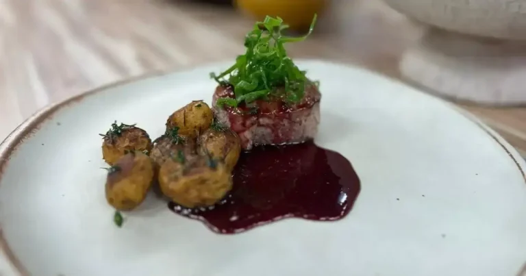 Foto da receita de Mignon suíno ao molho de jabuticaba