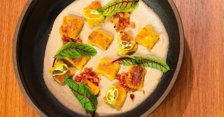 Foto da receita de Nhoque de banana-da-terra com creme de castanhas