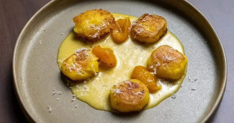 Foto da receita de Nhoque de mandioquinha com molho de tucupi
