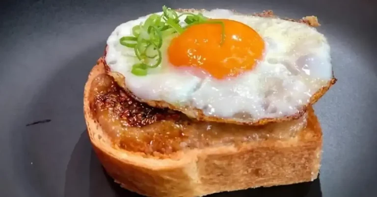 Foto da receita de Pão com ovo frito