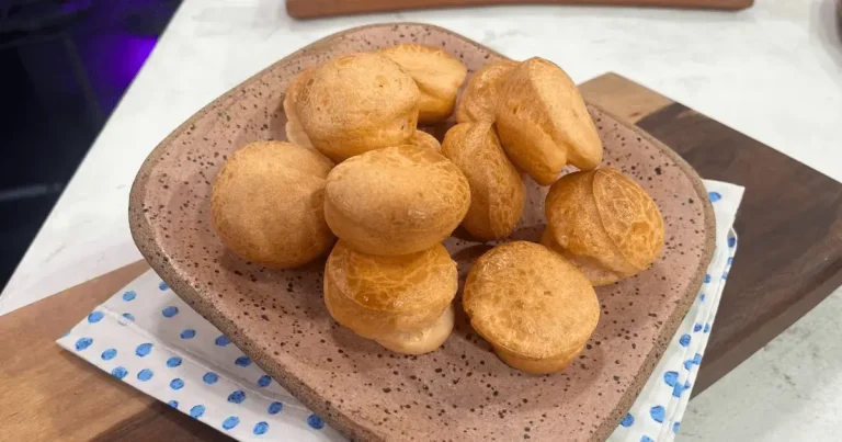 Foto da receita de Pão de queijo de liquidificador