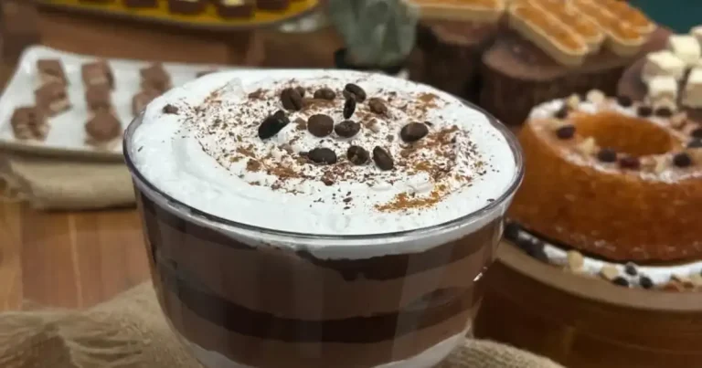 Foto da receita de Pavê chocaccino