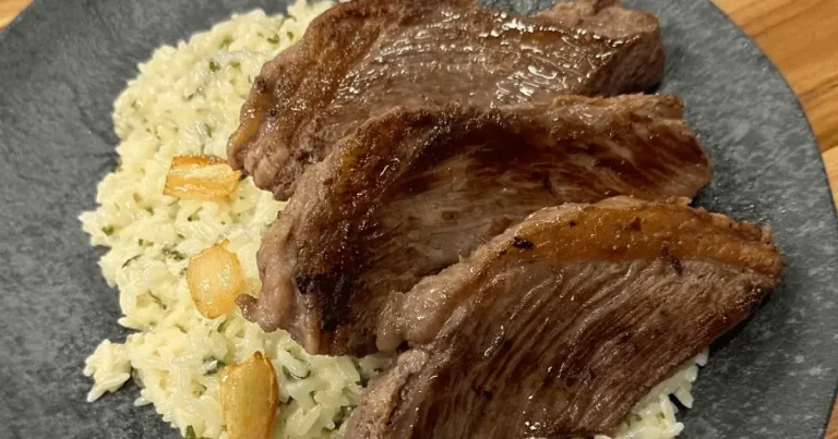 Foto da receita de Picanha e arroz cremoso com alho e vinho