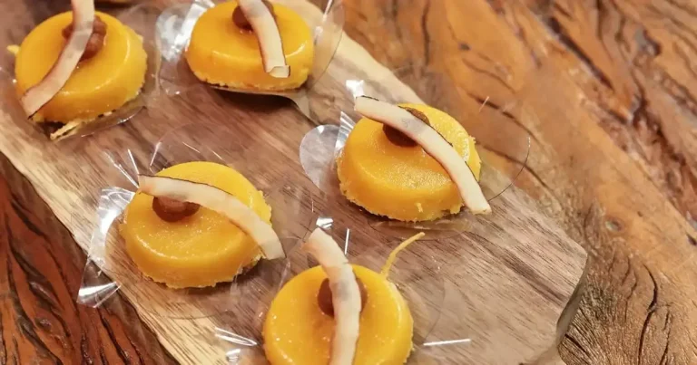 Foto da receita de Quindim com gel de pitanga