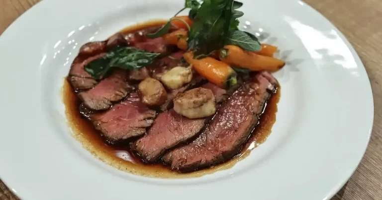 Foto da receita de Rosbife de coração de alcatra com molho rôti