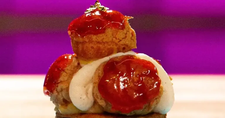 Foto da receita de Saint-honoré com creme diplomata